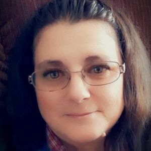 Meet your Posher, Becky